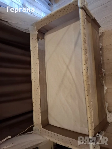 Сгъваема кошара Chipolino на две нива, с подложка за повиване, снимка 2 - Кошарки - 53161976