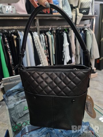 Нова колекция луксозна черна чанта от кожа на намаление , снимка 3 - Чанти - 35748856