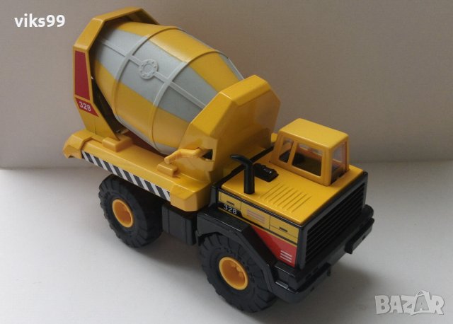 Метален Камион Cement Mixer Maisto, снимка 5 - Колекции - 40975091