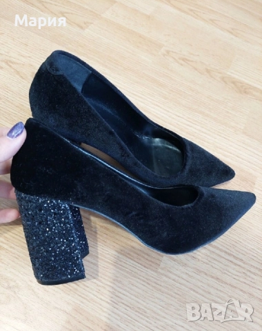 Обувки на ток 39 номер, снимка 1