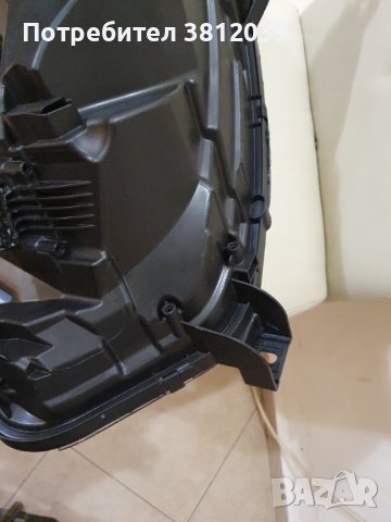 Десен фар за Renault Captur  / Рено Каптюр (2013-2017), снимка 16 - Части - 44318454