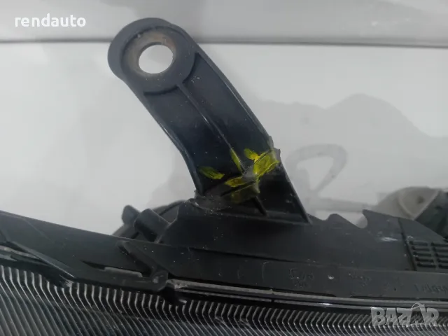 81110-0f161-00 Десен фар Toyota Verso 1.6 1ww 2013-2018, снимка 2 - Части - 48942035