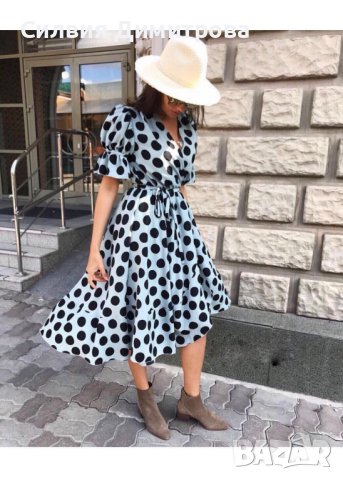 Красива рокля на точки размер М