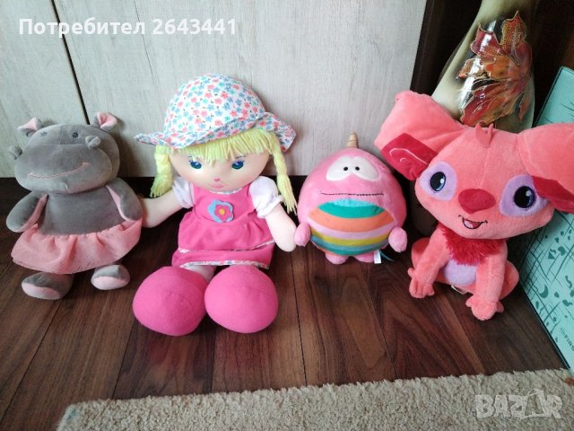 Лот играчки с голяма мека кукла в Плюшени играчки в гр. София - ID39891423  — Bazar.bg