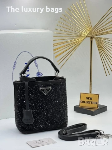 Стилна дамска чанта 