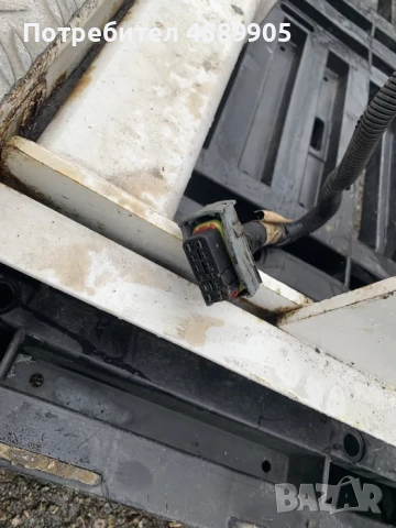 Оригинален теглич за бус/камион Iveco Daily + СТЪПЕНКА, снимка 9 - Части - 51935358