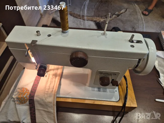 шевна машина Чайка, снимка 3 - Шевни машини - 56062247