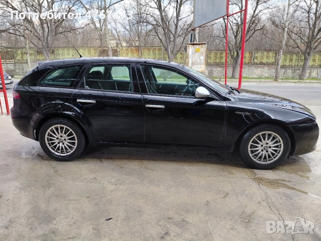 Здравейте продавам Алфа Ромео която е във уникално състояние   , снимка 2 - Автомобили и джипове - 53859163