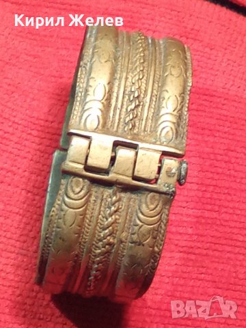 САЧАНЕНА СРЕБЪРНА ВЪЗРОЖДЕНСКА ГРИВНА с ЩИФТ МАЙСТОРСКА ОРНАМЕНТИРАНА ИЗРАБОТКА 7040, снимка 2 - Антикварни и старинни предмети - 29614602