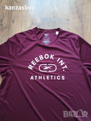 reebok - страхотна мъжка тениска КАТО НОВА L, снимка 5 - Тениски - 51570351