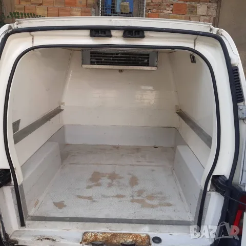 Citroen Berlingo 1,8D 2002г миниван хладилен, снимка 4 - Автомобили и джипове - 56130889
