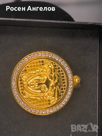 Версаче Медуза , снимка 3 - Колиета, медальони, синджири - 52380389