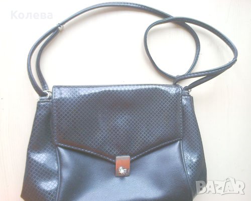 Дамска чанта с лак , снимка 2 - Чанти - 33823462