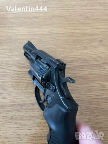 Ревалвер "АРМИНИУС" - Деактивиран/Обезорасен, снимка 2 - Бойно оръжие - 53643445