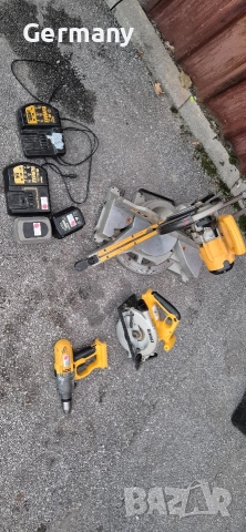 dewalt пендула циркуляр винтоверт зарядно 24v батерия, снимка 2 - Винтоверти - 52828951