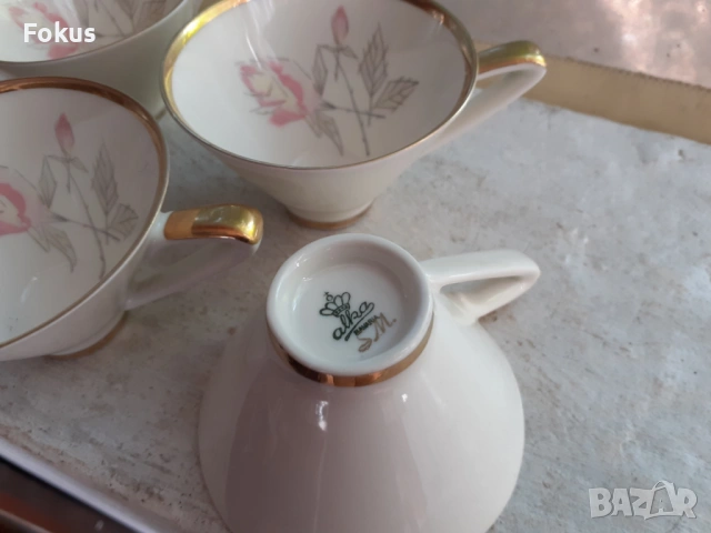 Лот порцелан 5 чашки за кафе позлата маркировка, снимка 5 - Антикварни и старинни предмети - 53416637