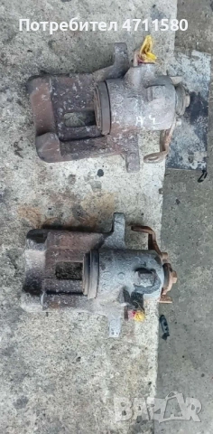 Задни спирачни апарати ляв-десен брой 15-евро за Ауди  А4 2.5 TDI 163к.с  2003г, снимка 2 - Части - 53403155