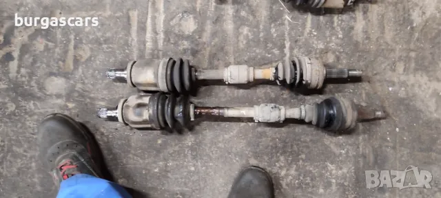 Полуоска къса дълга Nissan Micra 1.0-60к.с. K11 - 60лв, снимка 2 - Части - 49860284