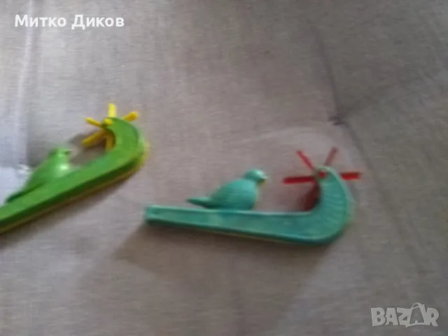Свирки от соца пластмасови , снимка 3 - Колекции - 47656641