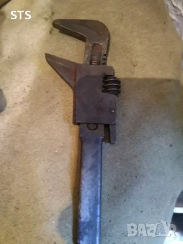 Стар немски раздвижен ключ Kampman