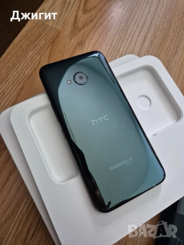 Телефон HTC U11 Life