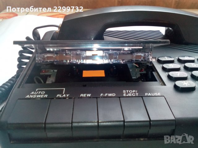 Телефон със секретар, снимка 2 - Стационарни телефони и факсове - 34503209