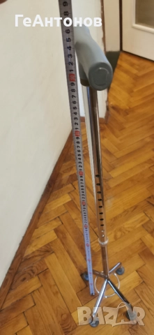 Бастун с 4 крака, снимка 3 - Бастуни - 52720651