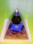 Красива ОРГОНИТНА пирамида от аметист,  обсидиан за положителна енергия , снимка 1 - Декорация за дома - 44782106