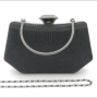 Малка дамска официална чанта с нестандартен дизайн 19/11см, снимка 2