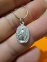 Сребърно синджирче със старинен сребърен медальон с  Дева Мария  и светата молитва Молитва "О, Мария, снимка 2