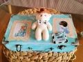 Подаръчен куфар за новородено "Welcome baby boy" с вътрешна декорация , снимка 2