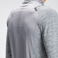 My Protein мъжка блуза за тренировки тичане с дишащ гръб Размер S, снимка 3 - Спортни дрехи, екипи - 39771809