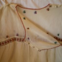 Ретра детска рокля ръчноо бродирана копринен кенар, снимка 6 - Антикварни и старинни предмети - 41335078