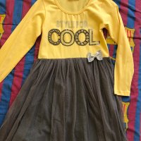 Рокля 140 размер, снимка 1 - Детски рокли и поли - 41960912