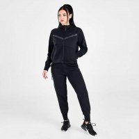 Дамски екипи Nike Tech Fleece в 4 цвята, снимка 3 - Спортни екипи - 38050473