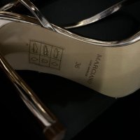 Marciano by Guess златисти сандали на ток, снимка 2 - Дамски елегантни обувки - 41637337