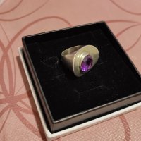 Сребърен пръстен с естествен аметист , снимка 2 - Пръстени - 42669740