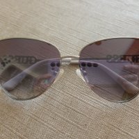 Дамски слънчеви очила Guess, нови - 100 лв., снимка 1 - Слънчеви и диоптрични очила - 44239338