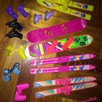 Лот ретро ски, кънки и сноуборд за различни кукли тип Барби, снимка 3 - Кукли - 41931268