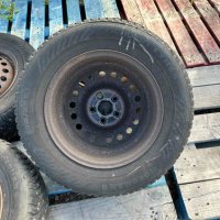 Зимни гуми 15 цола, снимка 5 - Гуми и джанти - 42280035