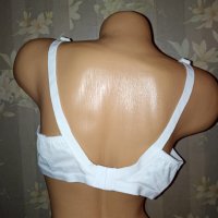 Body wear 100 C-Бял изчистен сутиен с меки чашки без банели , снимка 4 - Бельо - 44269497