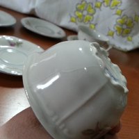 Стар български порцелан чинийки и чашки барок , снимка 6 - Антикварни и старинни предмети - 41085552
