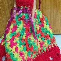 Разкошна плетена рокля за барби 3 + подарък кукла, снимка 5 - Кукли - 34103074