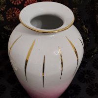 Винтидж порцеланова ваза, снимка 2 - Антикварни и старинни предмети - 38915291
