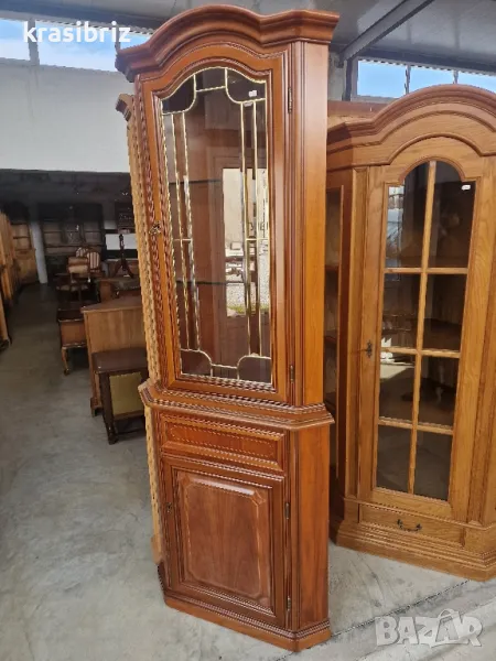 Масивна Ъглова Витрина- внос от Германия! , снимка 1