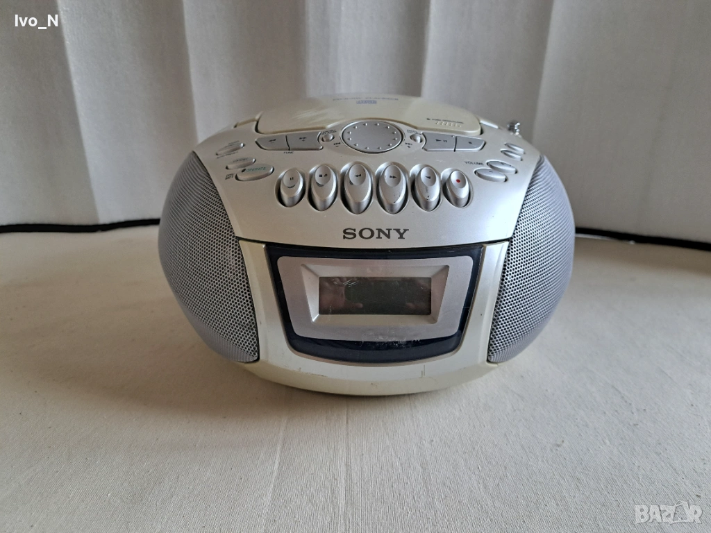 CD радиокасетофон Sony CFD-E70L- за ремонт, части., снимка 1