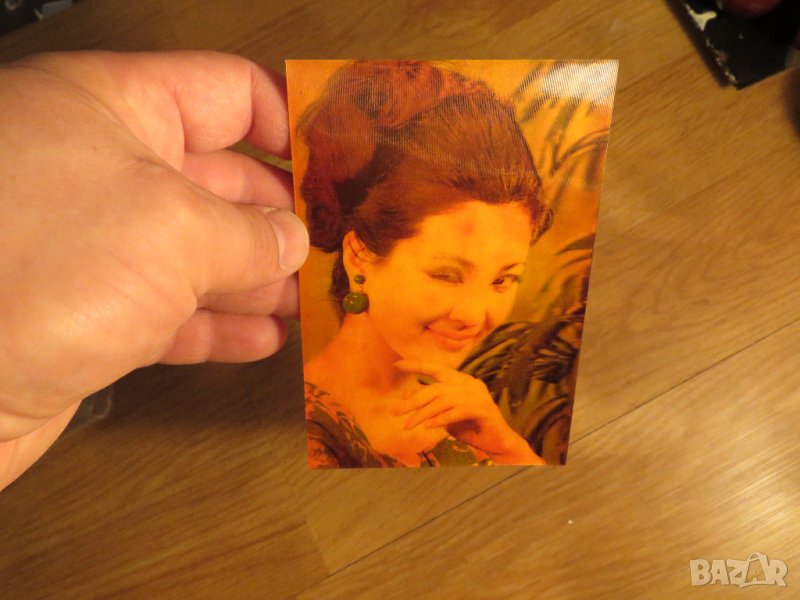 Ефектна стерио картичка - Намигваща мадама - интересна за колекция, снимка 1