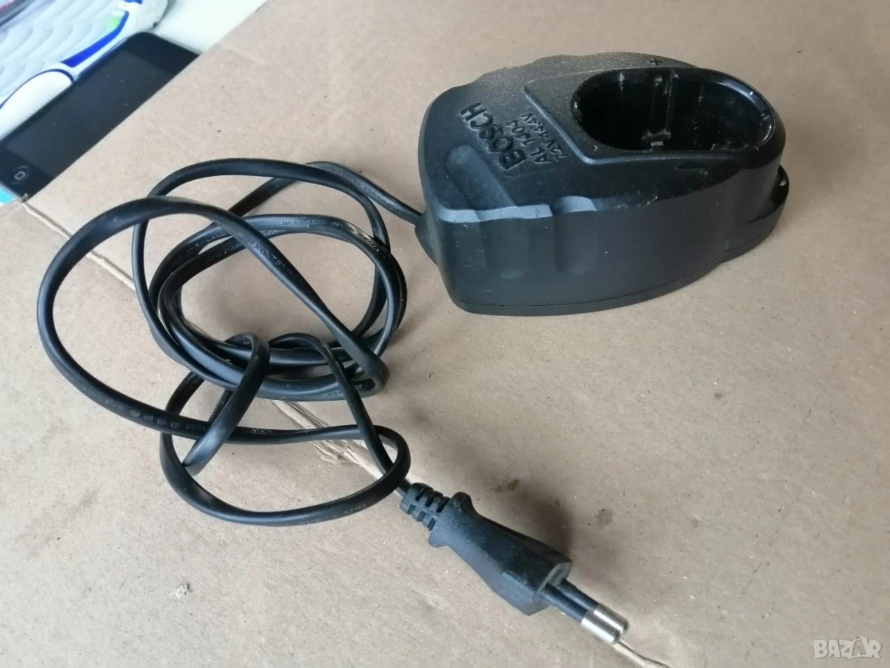 Зарядно за батерии BOSCH AL 1404, снимка 1