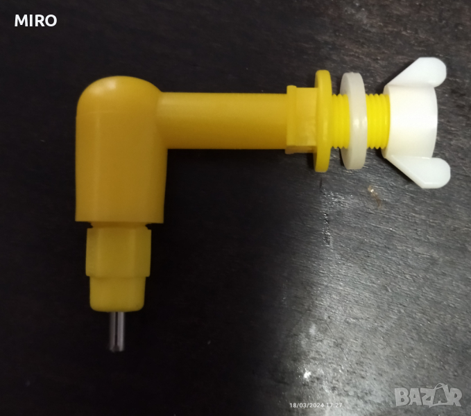 Продавам нипелни поилки за зайци, удължители и нипели за кокошки., снимка 1