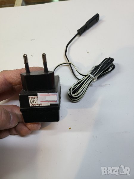 захранващ адаптер, Захранване 1,5 волта 0,3 ампера, снимка 1